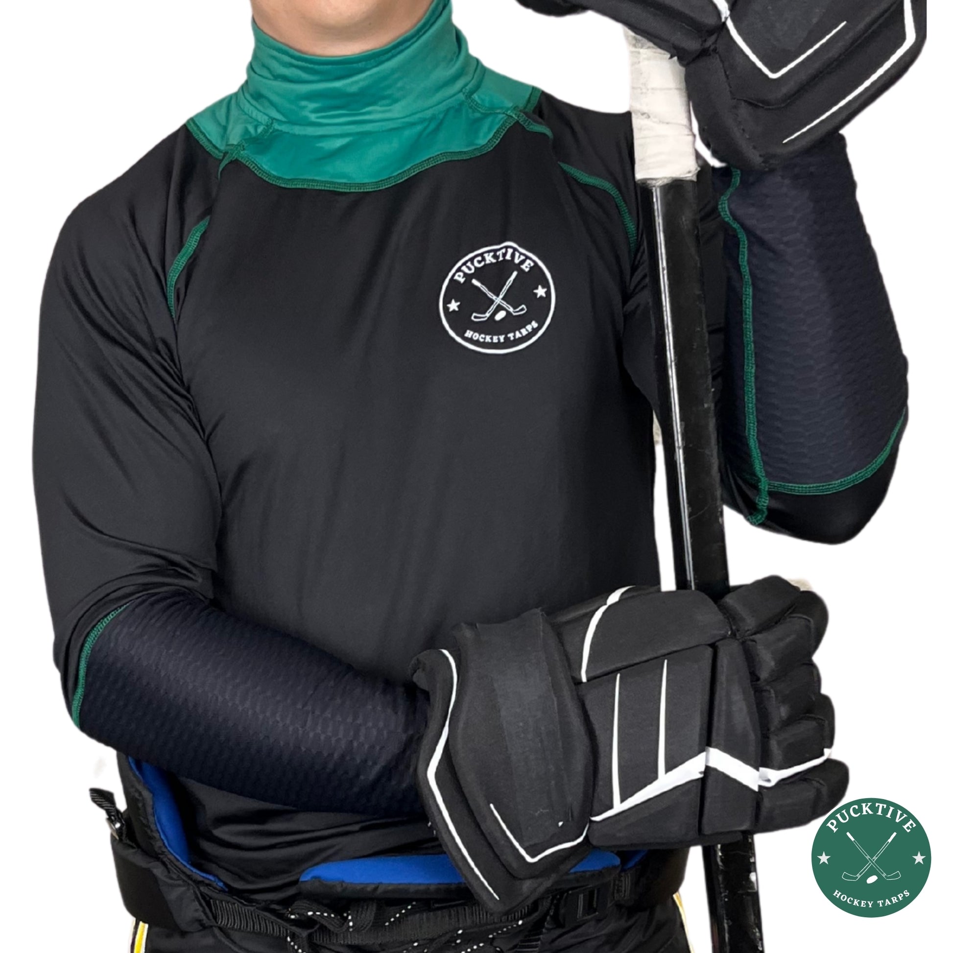 Boy’s Base A2 full hockey tarp in green neck guard design showing BNQ-tested neck and wrist cut protection.
